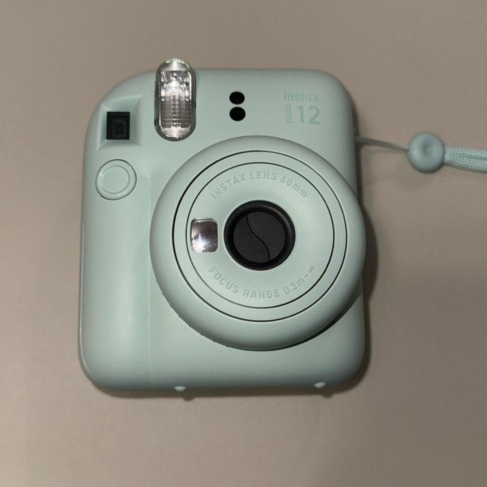 Fujifilm Instax Mini 12 Camera Mint Green